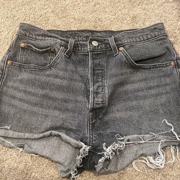 Pants - 501 levi’s shorts!